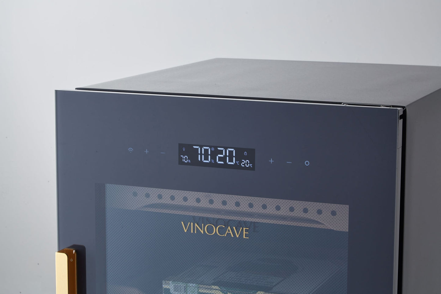 Afidano B4 Humidor Display Detail